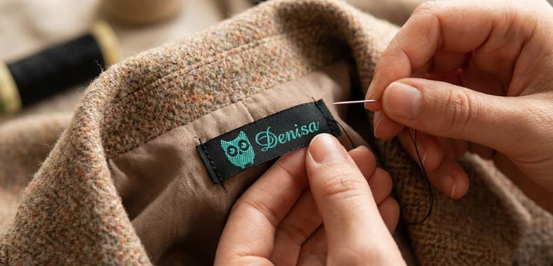 Best quality: woven labels with your design