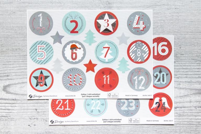 Round Advent number stickers with silver embossing (Item number 9203)