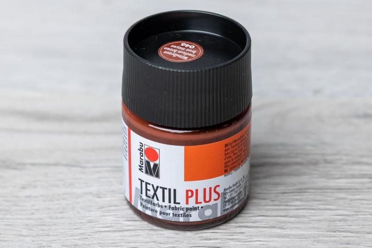 Marabu Textil Plus 50 ml  (medium-brown) - Item no. 2511
