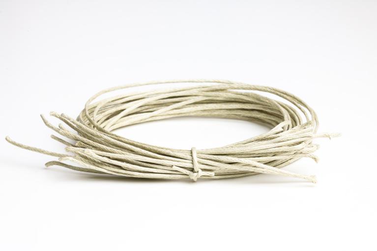 Cords uncolored, waxed, Ø 1mm, length 25cm - Item number 882